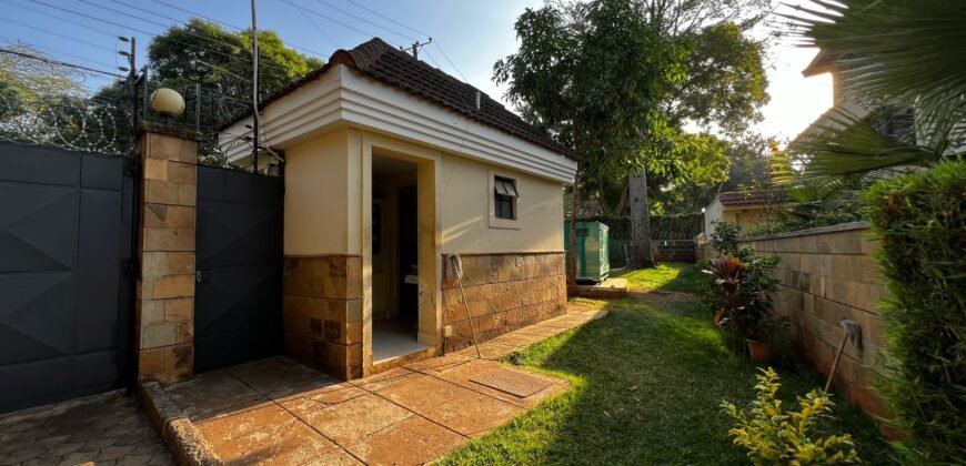 LAVINGTON – 4 TOWNHOUSES FOR SALE ON 1 ACRE