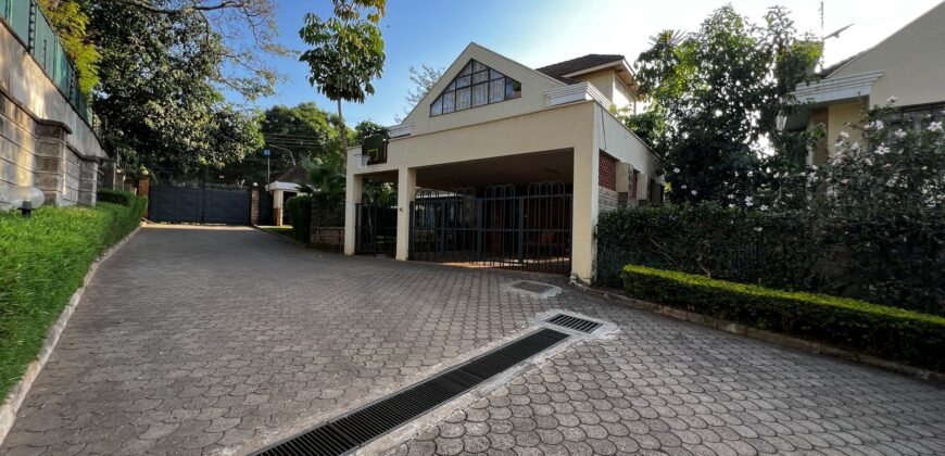 LAVINGTON – 4 TOWNHOUSES FOR SALE ON 1 ACRE