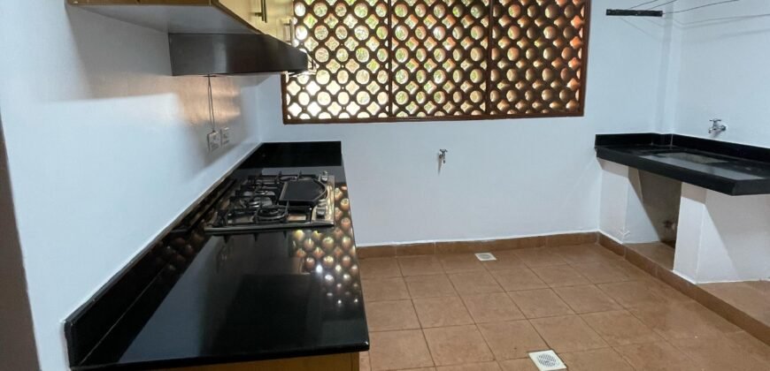 Riverside 3 bedroom plus dsq to let