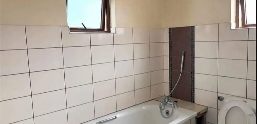 Spacious and stylish 3-bedroom All En-suite Apartment available at Kilimani