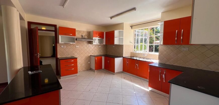 4 bedrooms with 2sqs all ensuite to let in the leafy suburbs of Karen