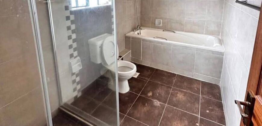 4 Bedroom house for Rent plus DSQ for 2