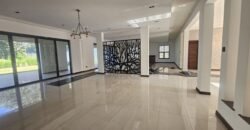 Magnificent 4 bedrooms with 2sqs all ensuite house to let