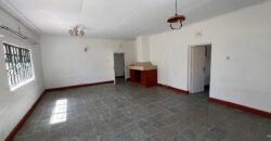 Lovey 3 bedrooms with sq bungalow to let in karen plains.