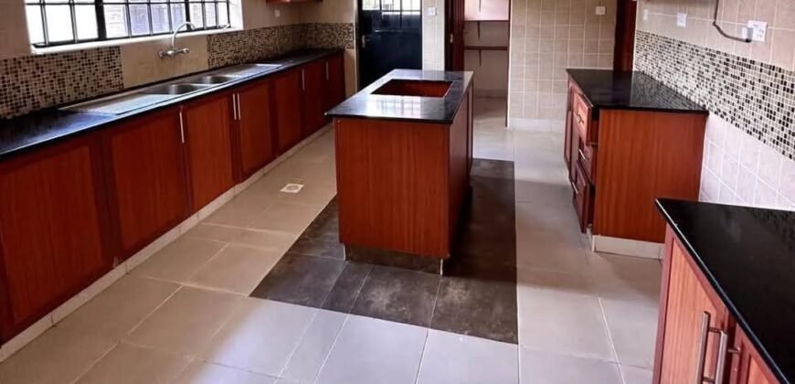 4 Bedroom house for Rent plus DSQ for 2