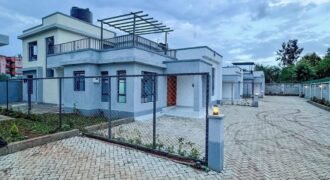 4 bedroom Mansionettes with dsq for sale