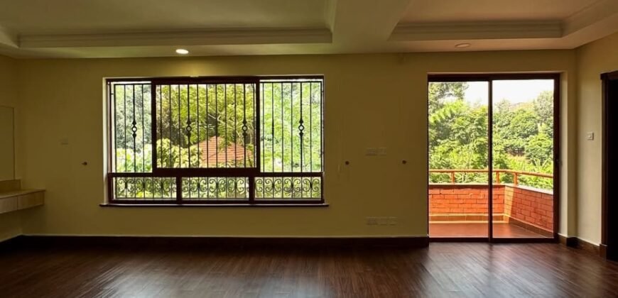 Elegant 5 Bedroom Townhouse in Spring valley