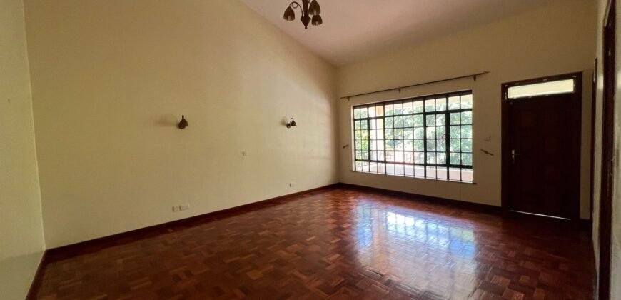Stunning 5 bedrooms with sq all ensuite villa for sale.