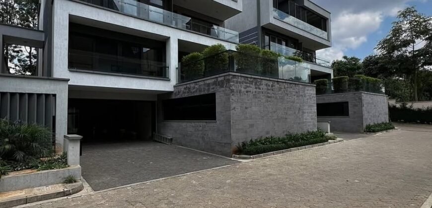 Exquisite 4 bedroom with 2sq Townhouse for Sale in the leafy suburbs of Lavington
