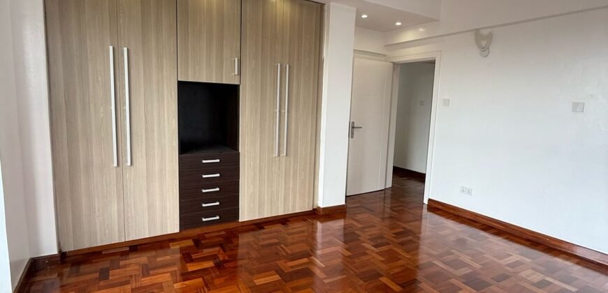 Spacious 4 bedrooms with sq all ensuite apartment to let in the leafy suburbs of lavington.