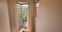 Charming 5 bedrooms with 2sqs all ensuite villa for sale in the leafy suburbs of old Runda