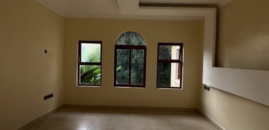Amazing 5 Bedroom Family Home for Sale in New Kitisuru Estate