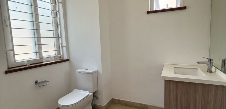 TOWNHOUSE TO LET IN LAVINGTON