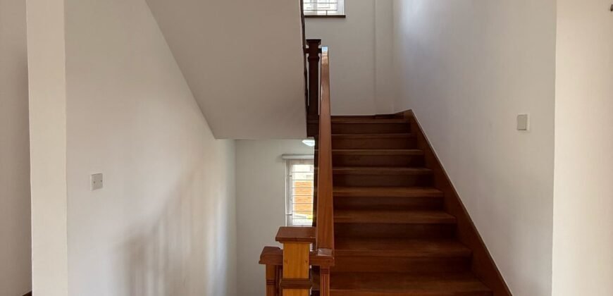 TOWNHOUSE TO LET IN LAVINGTON