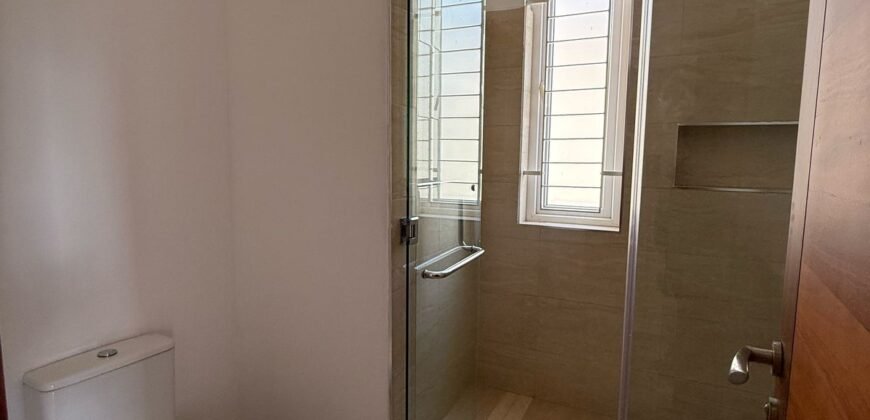 TOWNHOUSE TO LET IN LAVINGTON