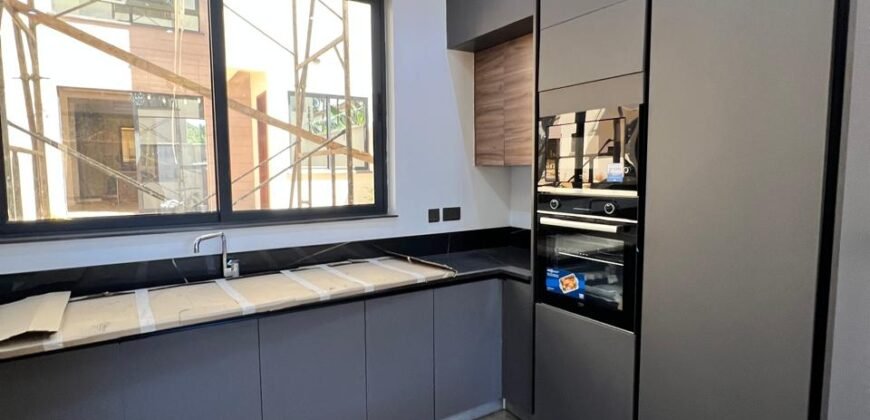 TOWNHOUSE FOR SALE IN LAVINGTON