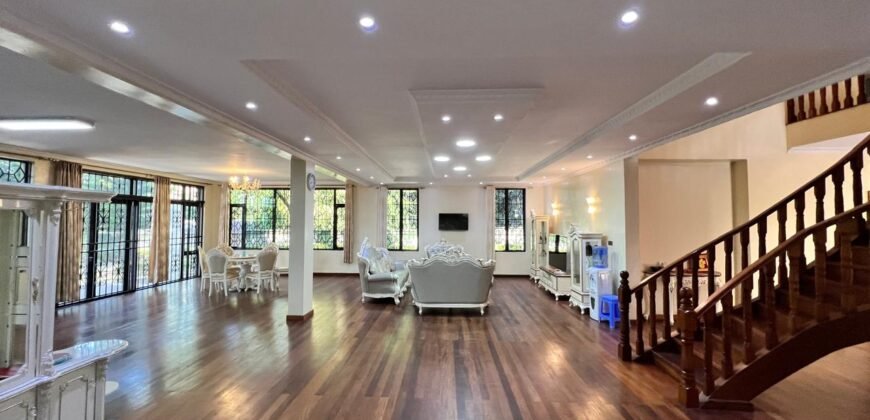 HOUSE FOR SALE IN GIGIRI