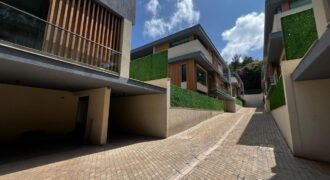 TOWNHOUSE FOR SALE IN LAVINGTON
