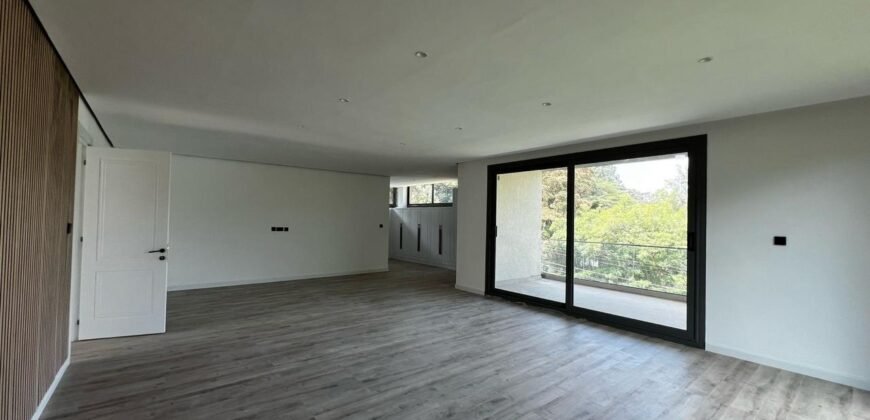 TOWNHOUSE FOR SALE IN LAVINGTON