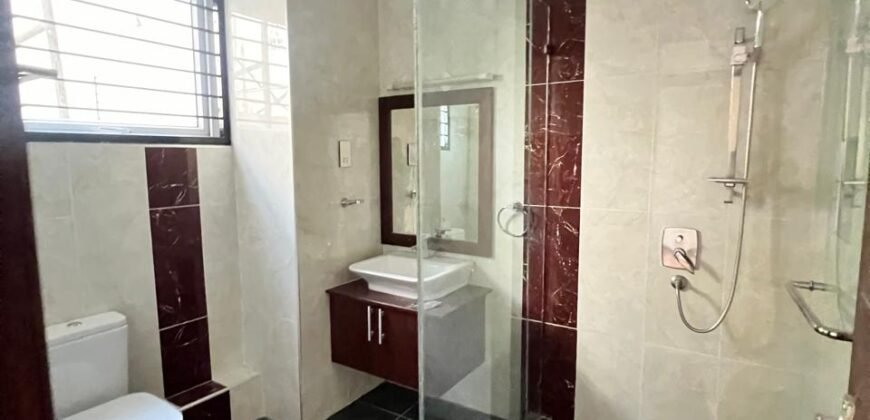 TOWNHOUSE TO LET IN LAVINGTON