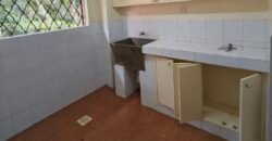 HOUSE TO LET IN LAVINGTON