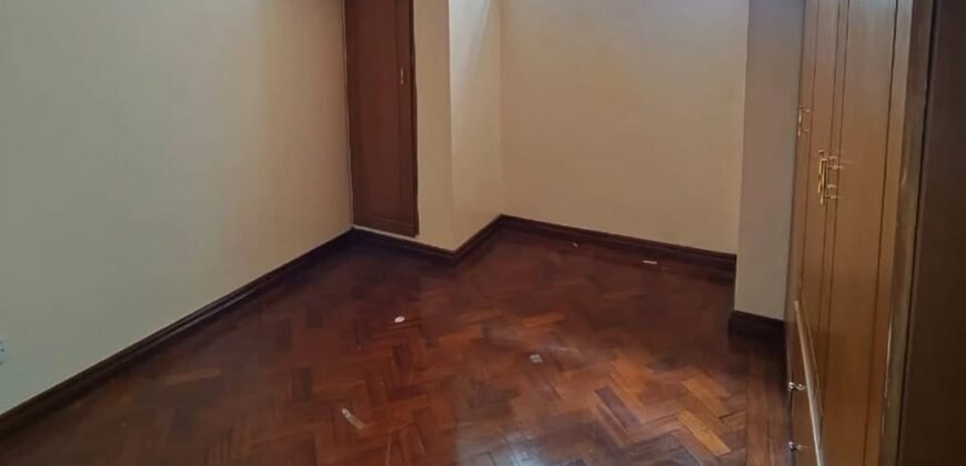 HOUSE TO LET IN LAVINGTON