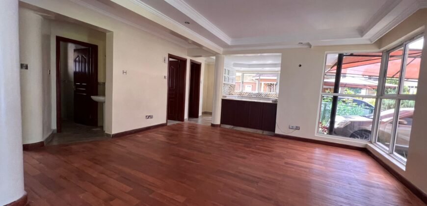 TOWNHOUSE FOR SALE IN LORESHO