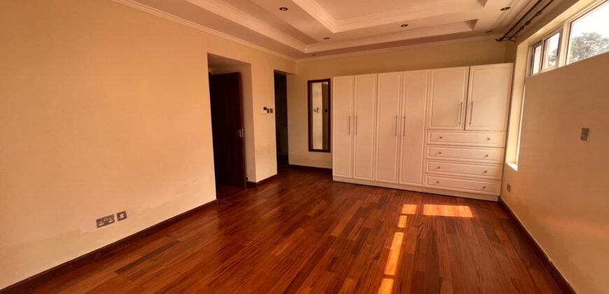 TOWNHOUSE FOR SALE IN LORESHO