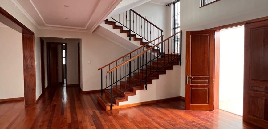 TOWNHOUSE TO LET IN RIVERSIDE