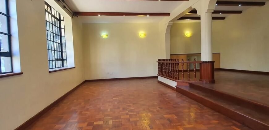 TOWNHOUSE TO LET IN LAVINGTON