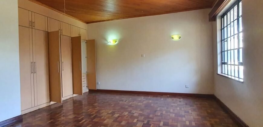 TOWNHOUSE TO LET IN LAVINGTON