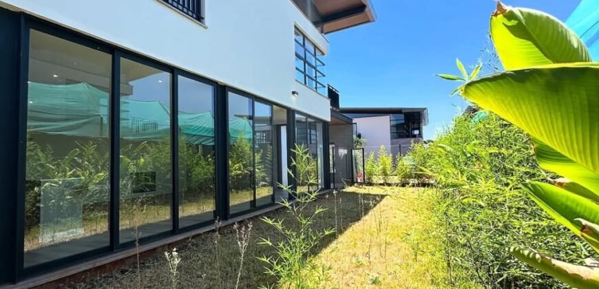 HOUSE TO LET IN RUNDA