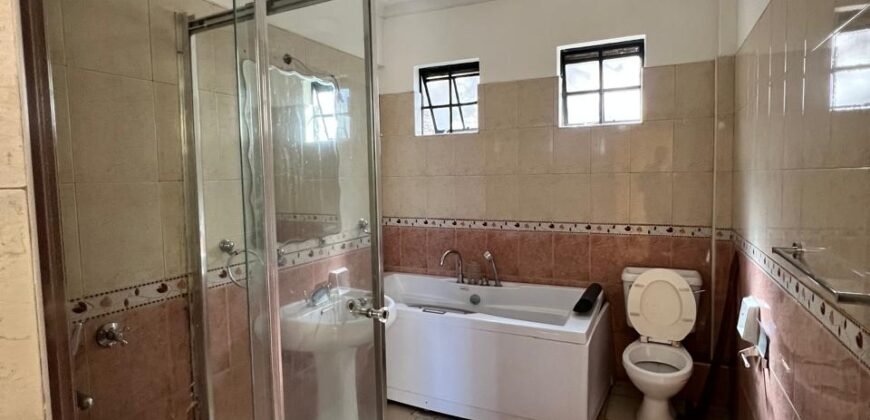APARTMENT FOR SALE IN LAVINGTON