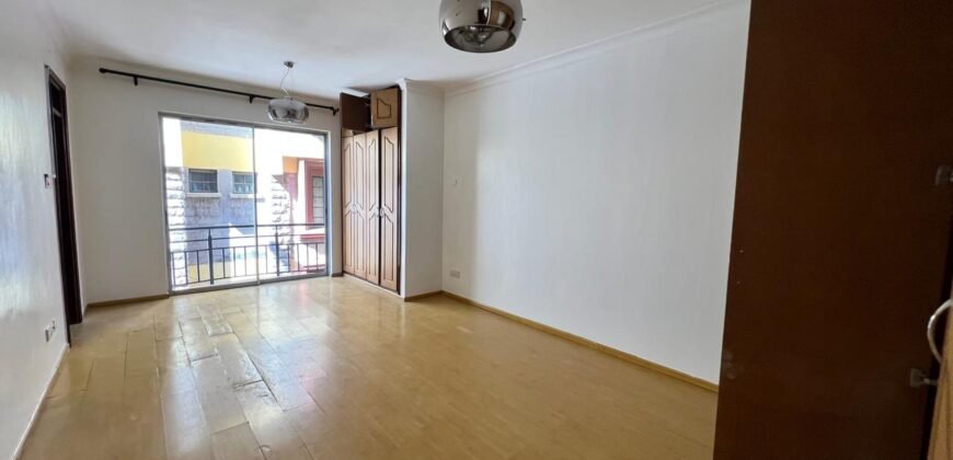 APARTMENT FOR SALE IN LAVINGTON