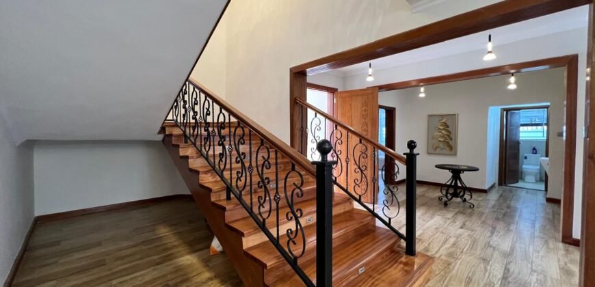 VILLA FOR SALE IN RUNDA