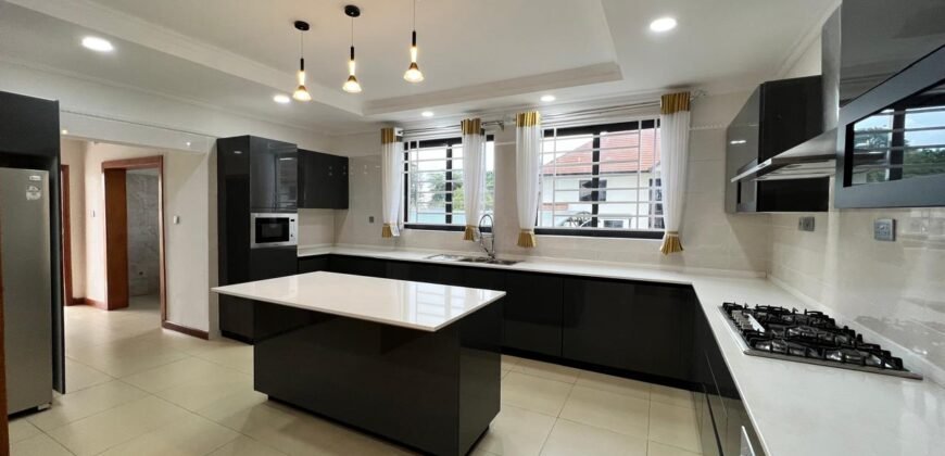 VILLA FOR SALE IN RUNDA