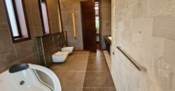 HOUSE FOR SALE IN RUNDA