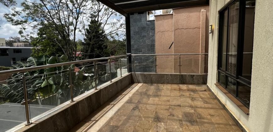 VILLA FOR SALE IN LAVINGTON