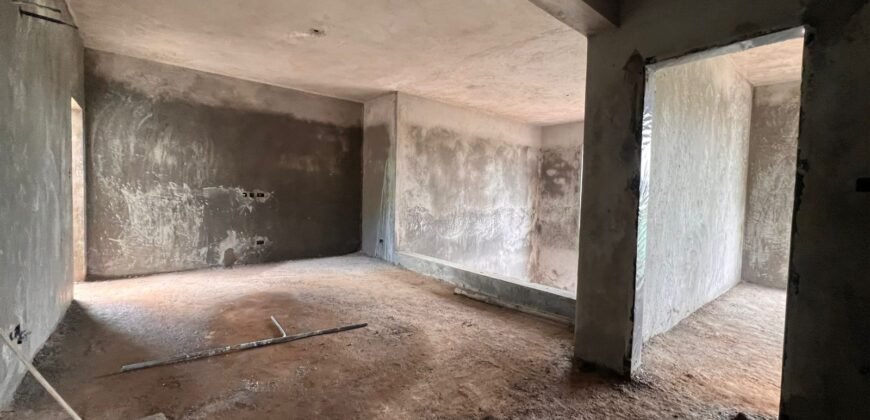 HOUSE FOR SALE IN RIVERSIDE