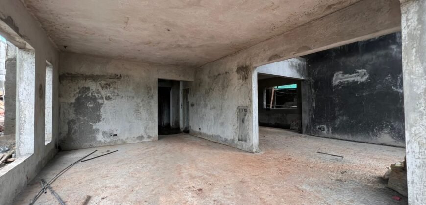 HOUSE FOR SALE IN RIVERSIDE