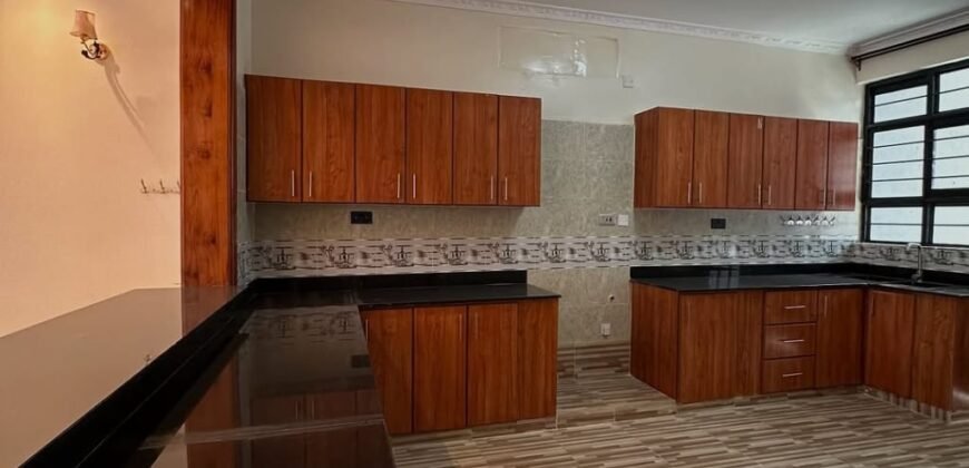 HOUSE TO LET IN KAREN