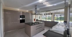 VILLA TO LET IN RUNDA