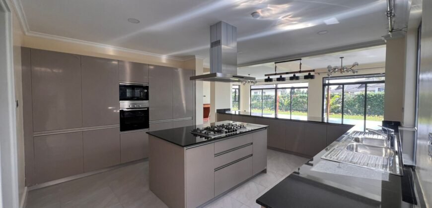 VILLA TO LET IN RUNDA