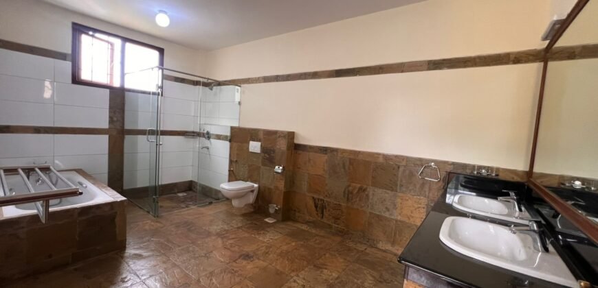 APARTMENT TO LET IN RIVERSIDE DRIVE