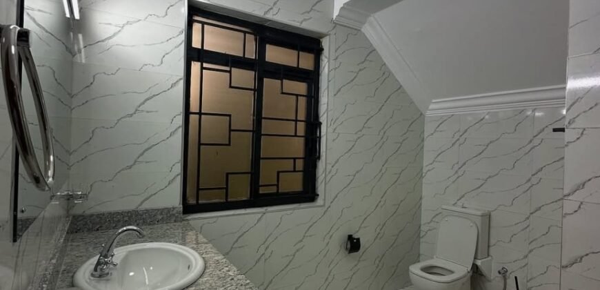 HOUSE TO LET IN RUNDA