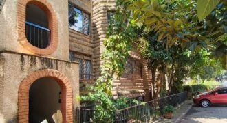 APARTMENT TO LET IN LAVINGTON