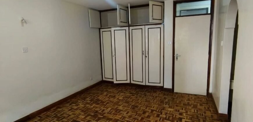 APARTMENT TO LET IN LAVINGTON