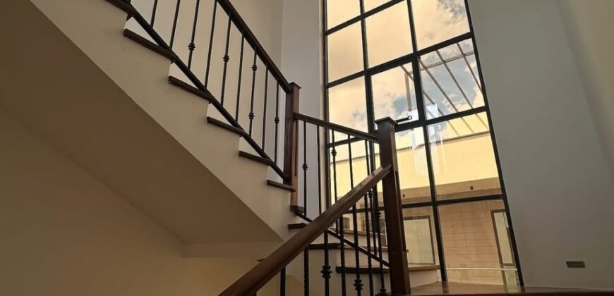 TOWNHOUSE FOR SALE IN LAVINGTON