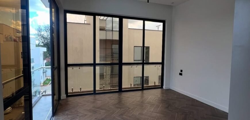 TOWNHOUSE FOR SALE IN LAVINGTON