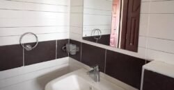 HOUSE TO LET IN LAVINGTON
